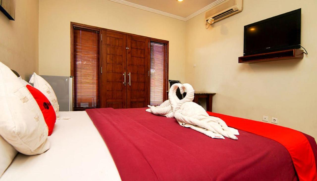 Kuta Paradise 777 Legian  Luaran gambar